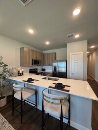 Building Photo - 1127 Eloise Dr