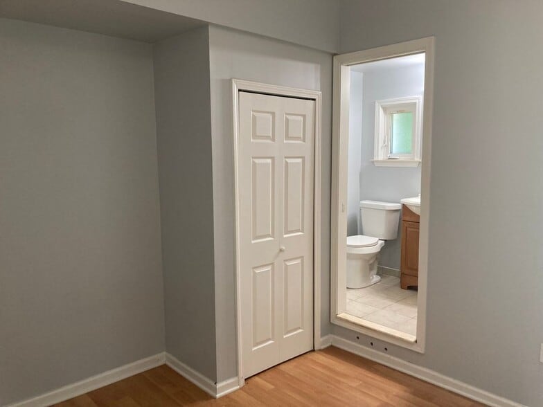 Building Photo - 11231 29 Mile Rd