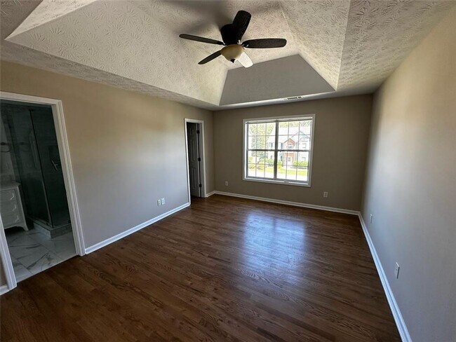Building Photo - 3924 Riverstone Dr