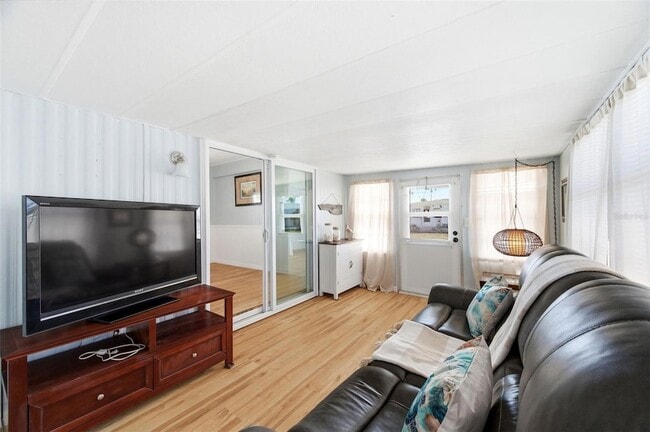 Building Photo - 10913 Liberty Dr