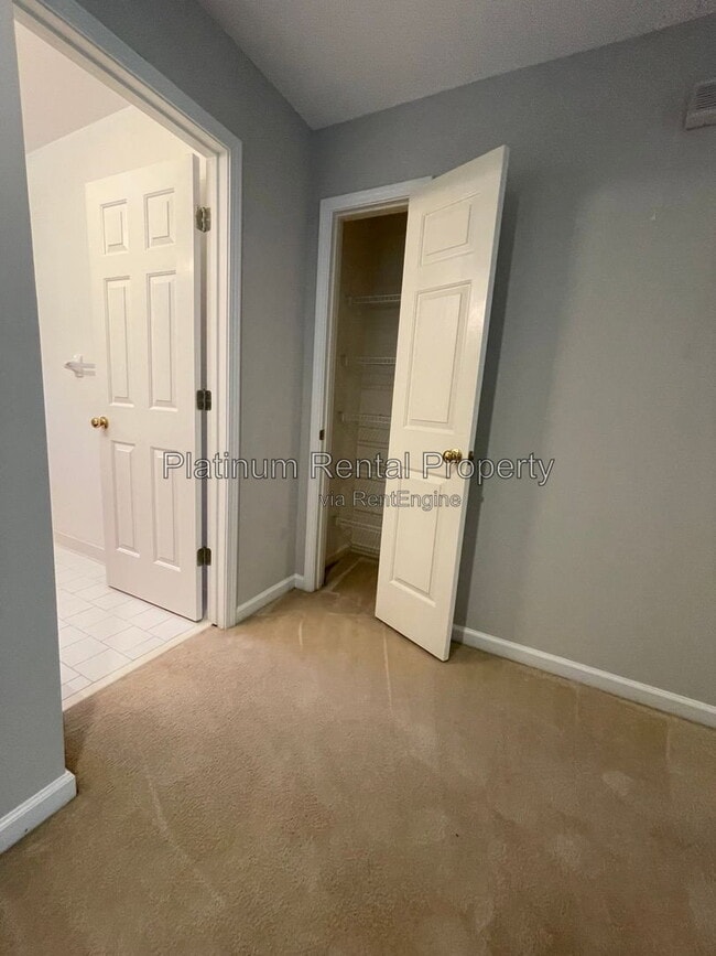 Building Photo - 720 Treadstone Ct