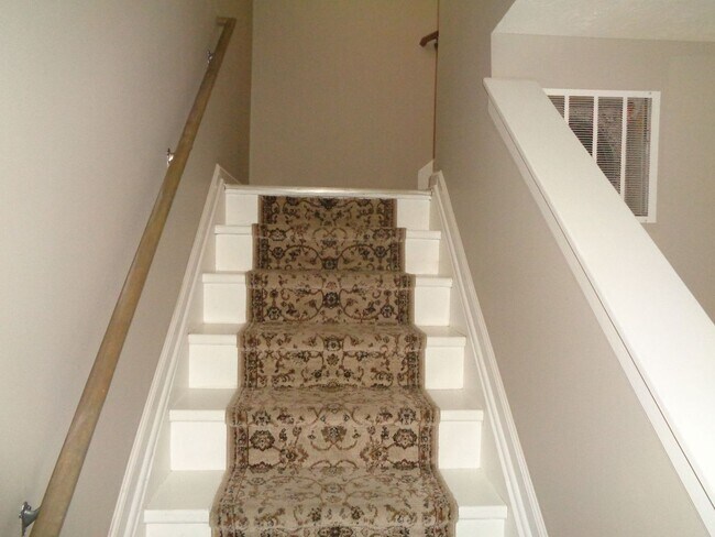 Building Photo - 3490 Hader Ave 4BR/2.5BA (Cincinnati)