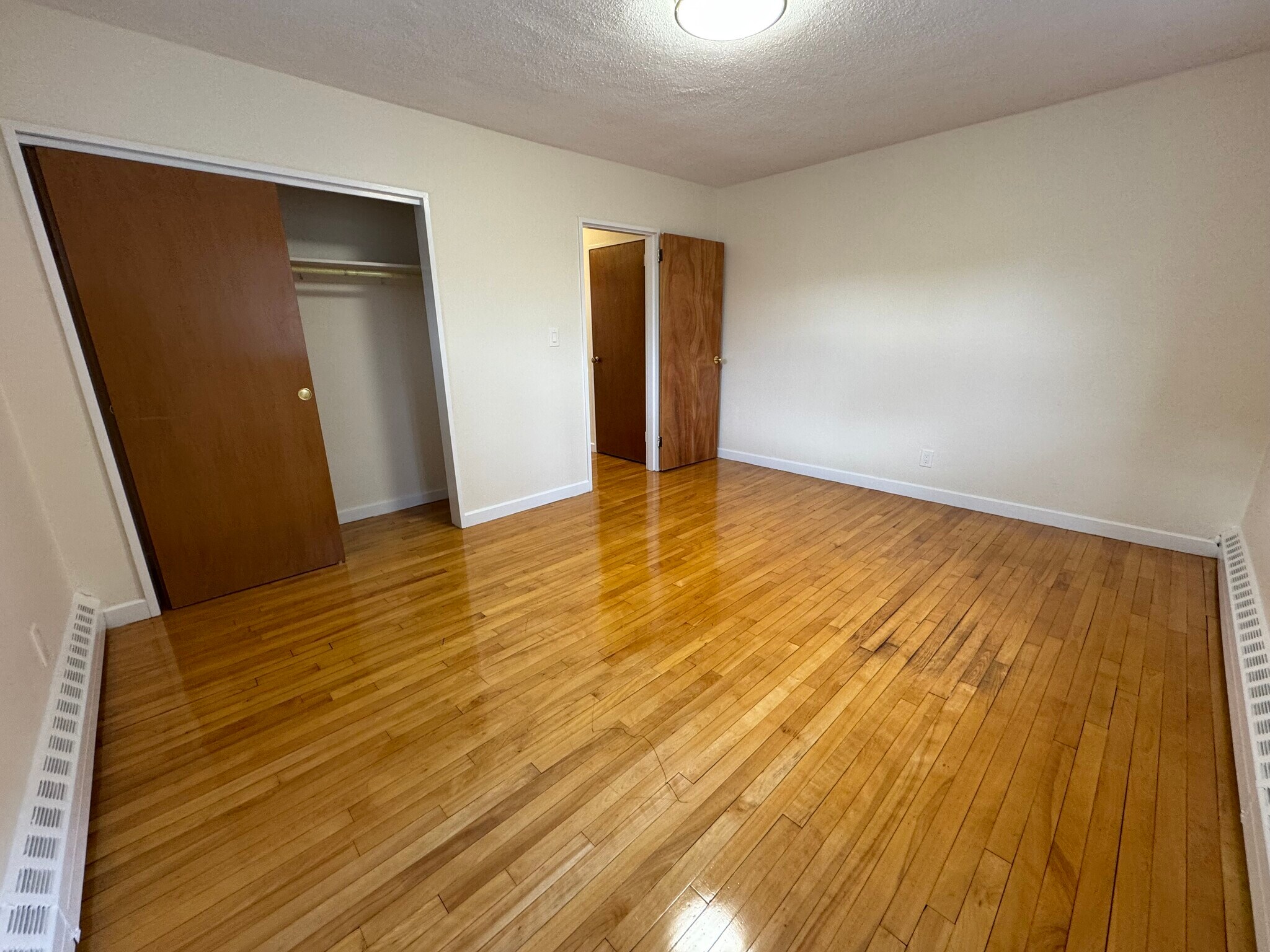 Building Photo - 37 Parkman St
