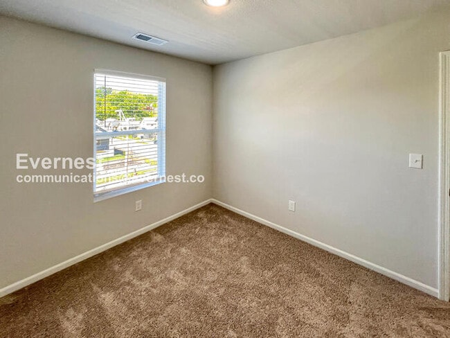 Building Photo - 3 Bed/2.5 Bath Home with Modern Amenities / Pet-Friendly / Coming Soon!