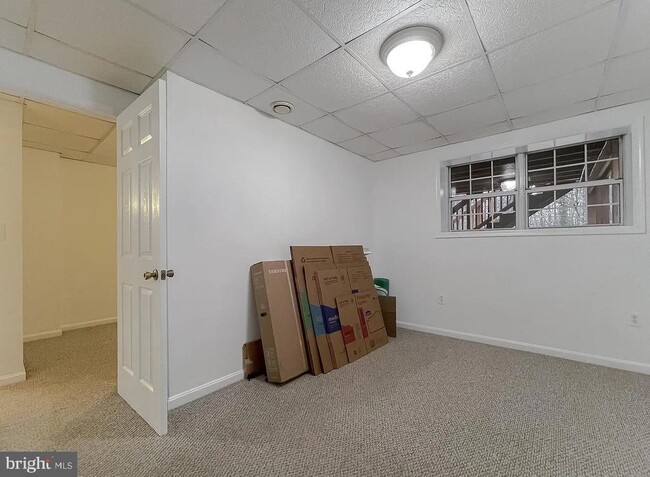 Building Photo - 11214 Heron Pl