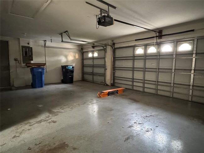 Building Photo - 10207 Quails Landing Ave