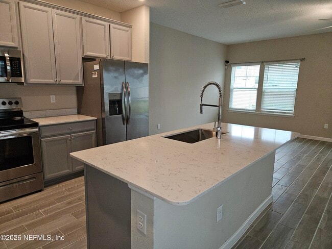 Building Photo - 10330 Alder Creek Ln