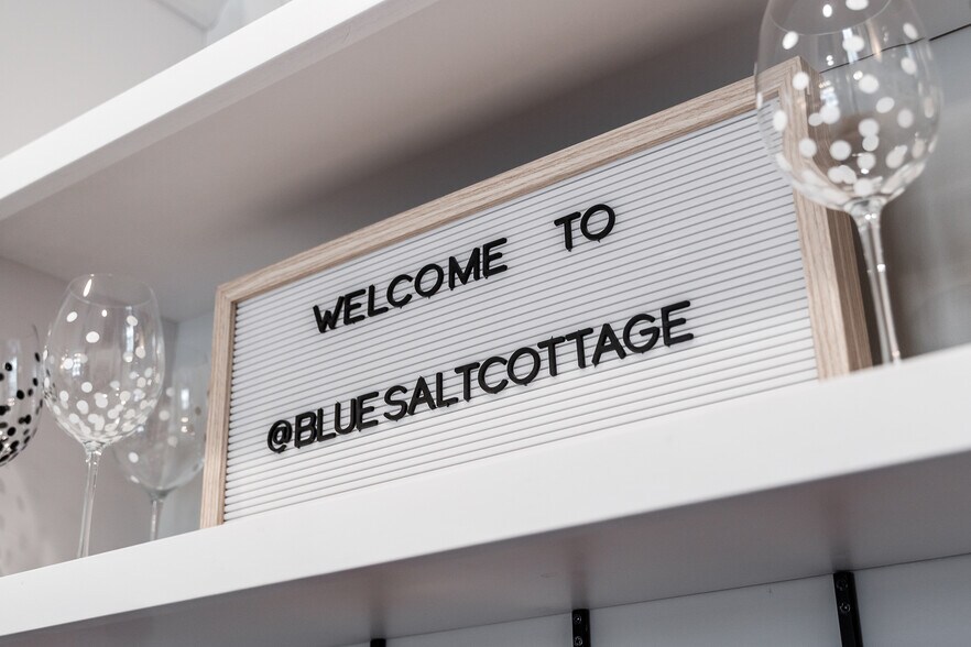 Brand new beach cottage! Public beach access at end of the street (4 min walk)! Welcome to Blue Salt Cottage! - 103 S 13th St
