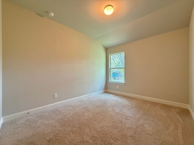 Building Photo - 4300 Liberty Ln