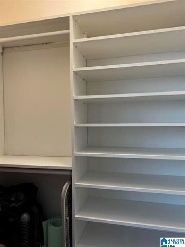 Building Photo - 2020 5th Ave S