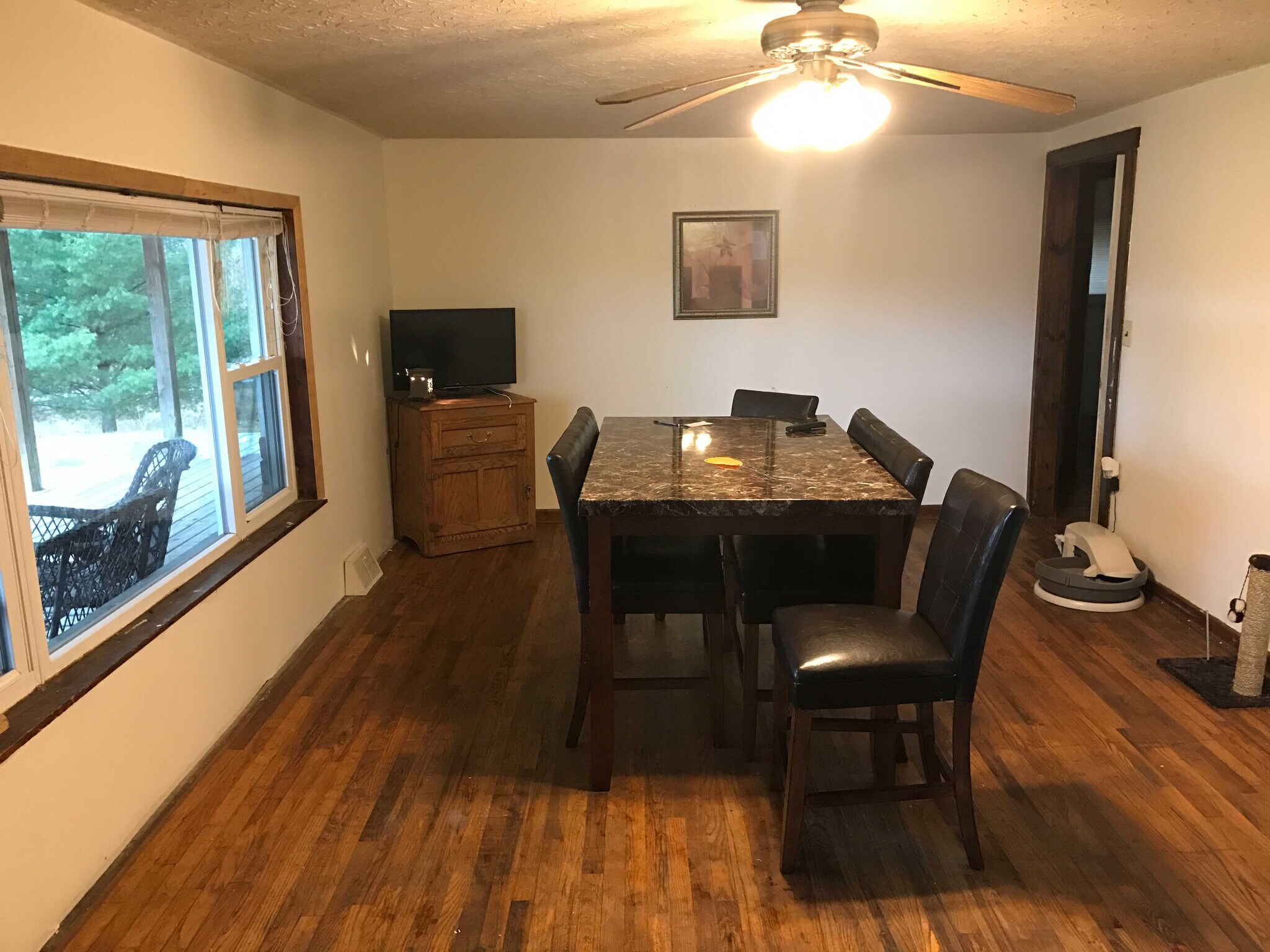 Building Photo - 995 Old US Route 33