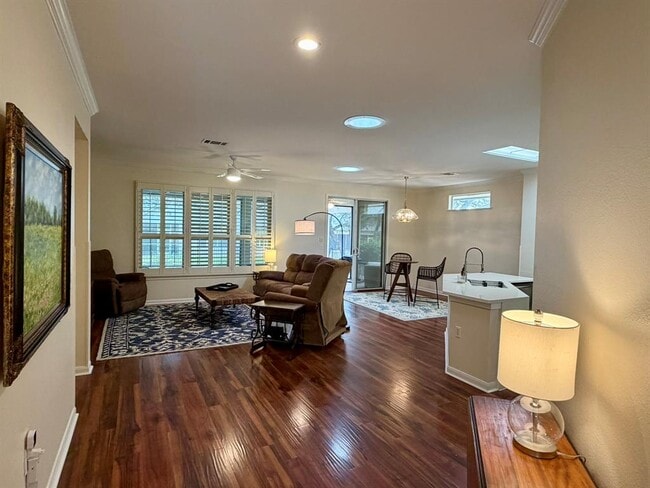 Building Photo - 103 Whispering Wind Dr