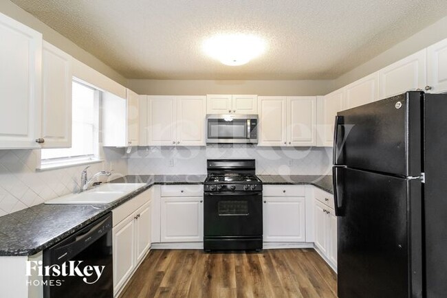 Building Photo - 164 Regency Park Dr