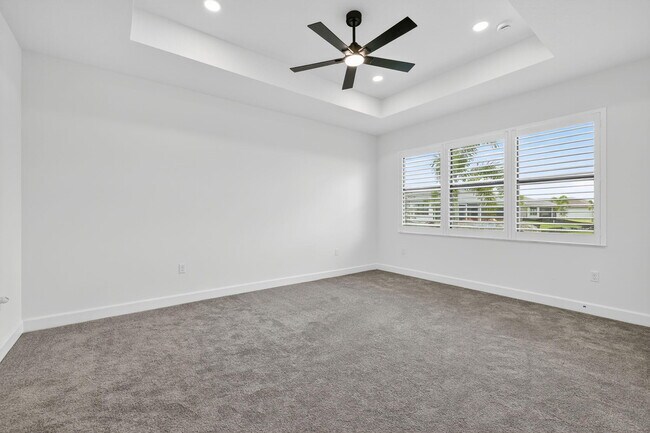 Building Photo - 12347 SW Compass Pt Dr