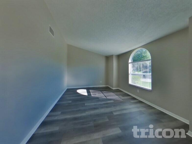 Building Photo - 873 Silversmith Cir