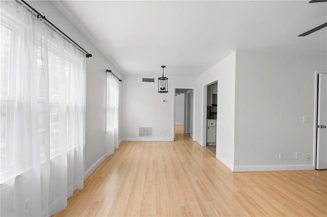 Building Photo - 757 Houston Mill Rd NE