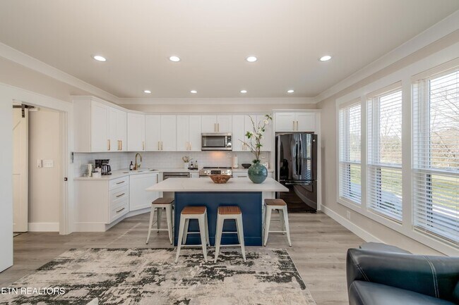 Building Photo - 5114 McKamey Rd