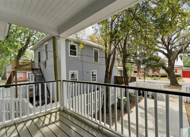 Building Photo - Charming 4BR Downtown Savannah Home with M...