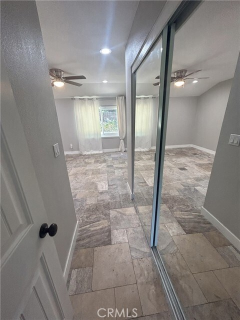 Building Photo - 808 Orchard Dr
