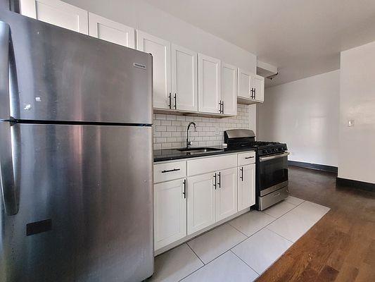 Building Photo - 2 bedroom in Bronx NY 10452