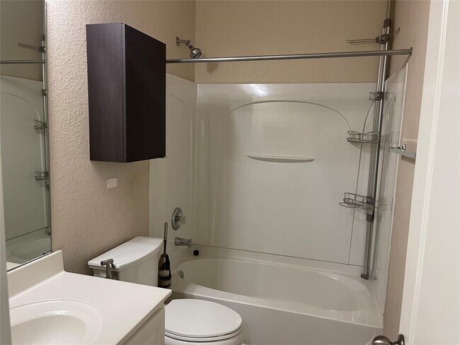 Building Photo - 201 Arrowhead Trail