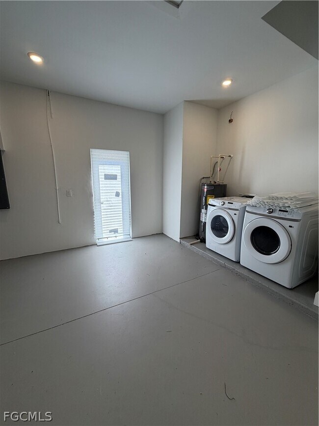 Building Photo - 4719 28th St SW