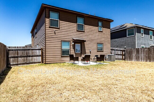Building Photo - 10406 Labrado Dr