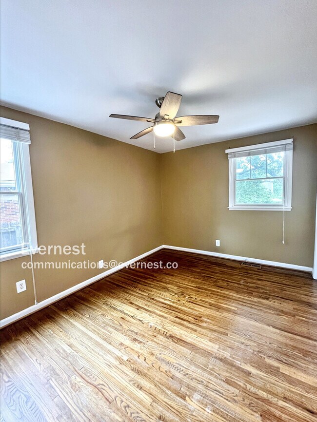 Building Photo - 1020 Delmas Ave