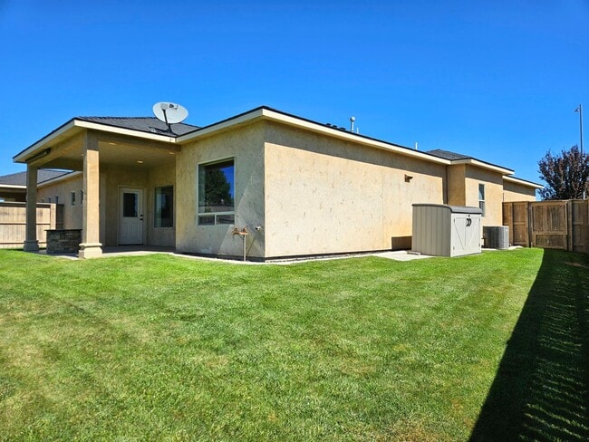 Building Photo - 2817 Tuscanna Dr