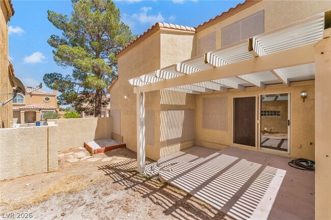 Building Photo - 3467 Blue Heather Dr