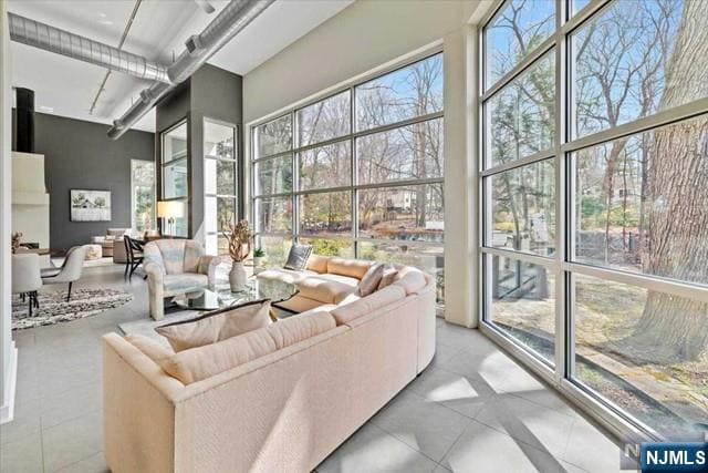 Building Photo - 954 Pines Terrace