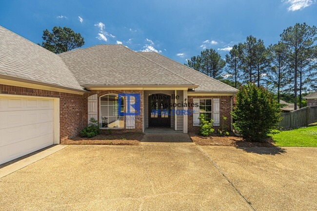 Building Photo - 4 Bed/3 Bath home Ashbrooke Subdivision Madison MS