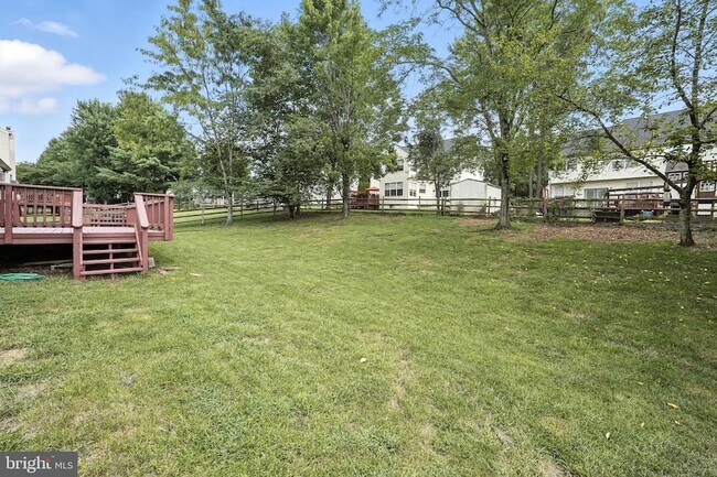 Building Photo - 9571 Basilwood Dr