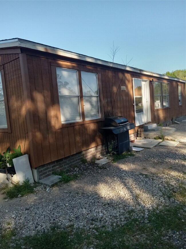 Building Photo - 00 Goodson Rd