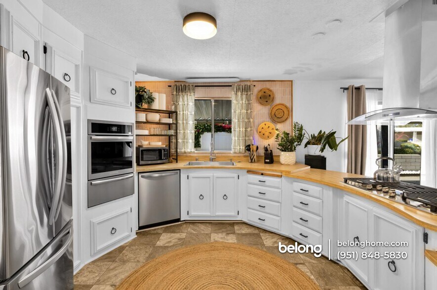 Building Photo - 72967 Cabazon Peak Dr