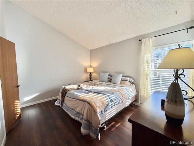 Building Photo - 1470 S Quebec Way