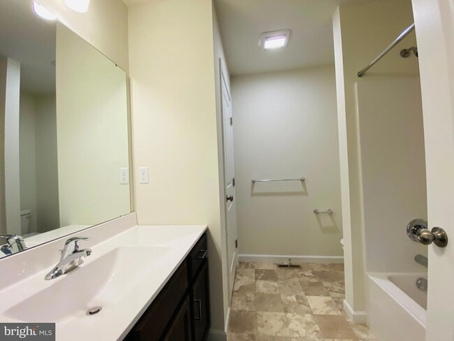 Building Photo - 1009 Blackstone Run