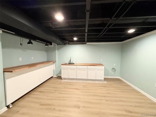 Building Photo - 2274 Findley Cir