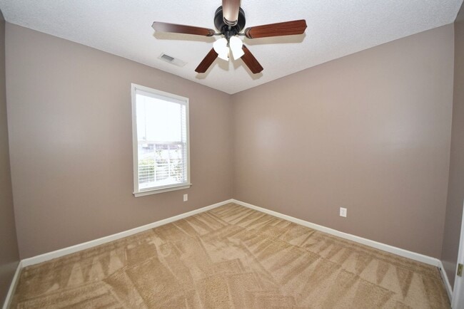 Building Photo - Wonderful 3 bed, 2 bath home near Shelby Farms Park.