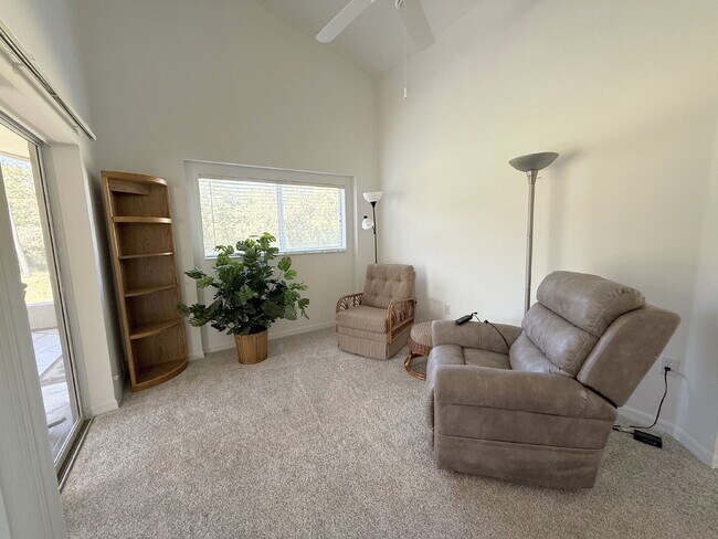 Building Photo - "Charming 3-Bed Oasis with 2 Full Baths in...