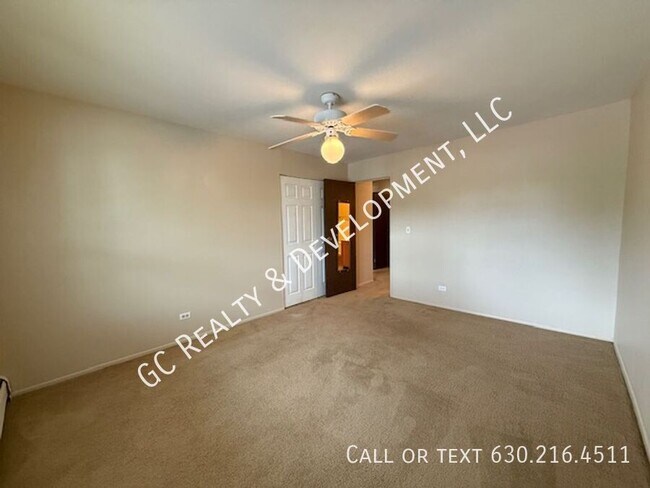 Building Photo - 312 N Warwick Ave