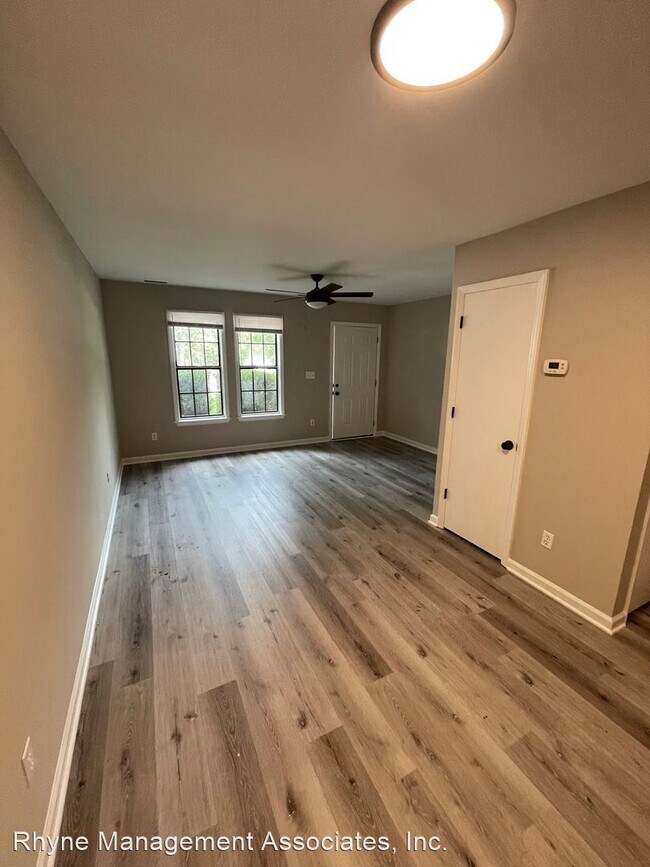 Building Photo - 2 br, 1.5 bath House - 4709 Courtney Lane