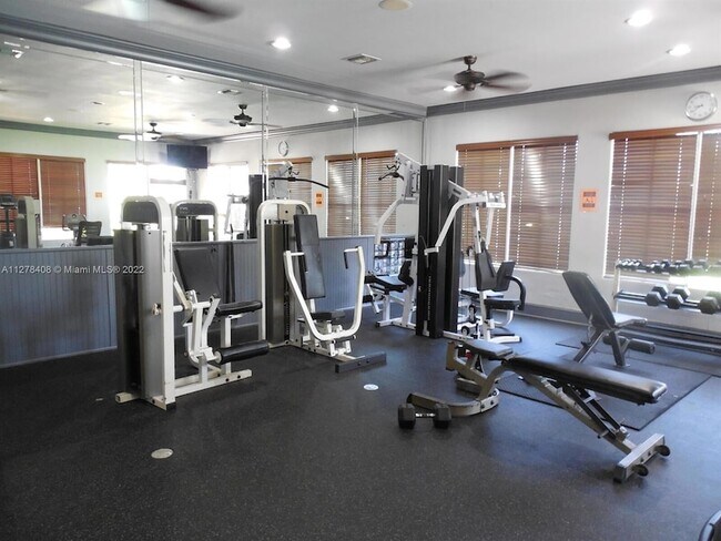 Building Photo - 4280 San Marino Blvd