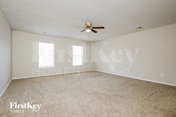 Building Photo - 1000 Golden Aspen Dr