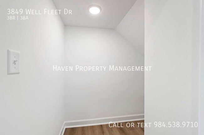 Building Photo - 3849 Well Fleet Dr