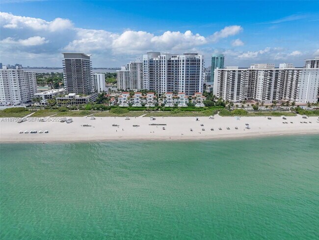 Building Photo - 5959 Collins Ave