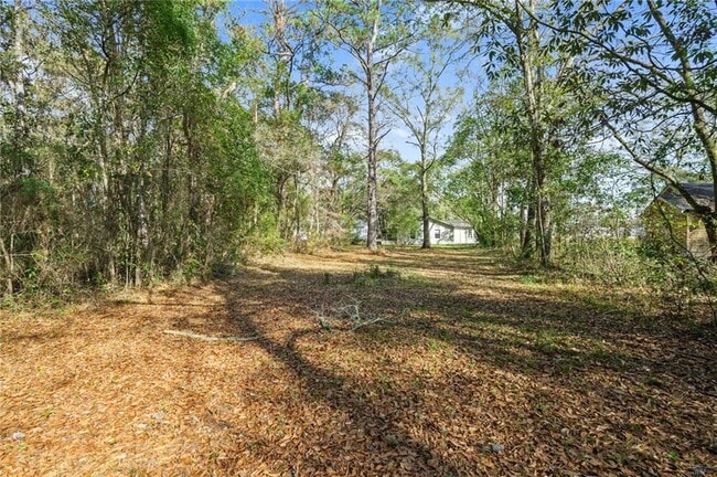 Building Photo - 3128 Club House Rd