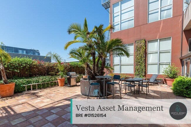 Building Photo - Spacious Designer Loft in One of San Francisco's Most Connected Neighborhoods