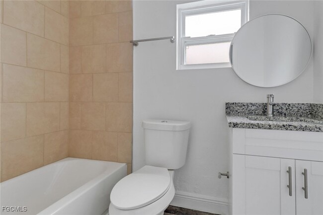 Building Photo - 4180 Sabal Ln