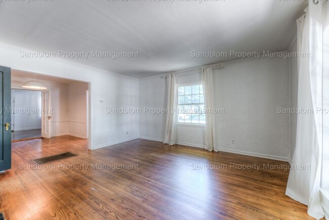 Building Photo - FOR LEASE | Tulsa | Available Now!